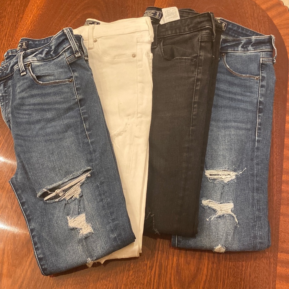 Bundle-4 Abercrombie jeans